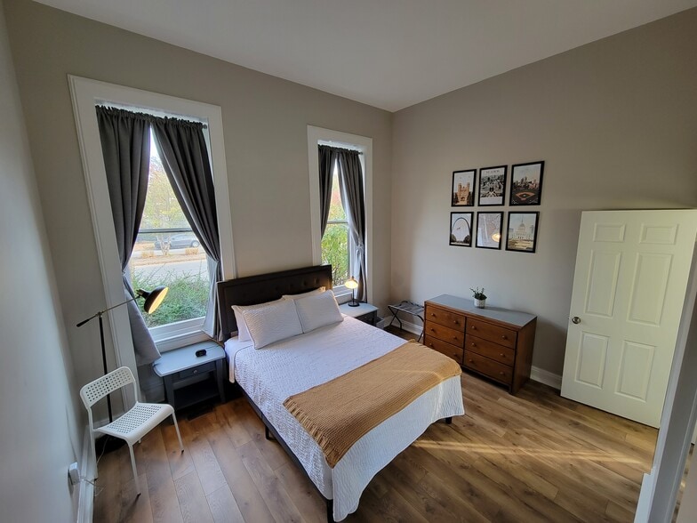 Building Photo - 1808 Lafayette Ave