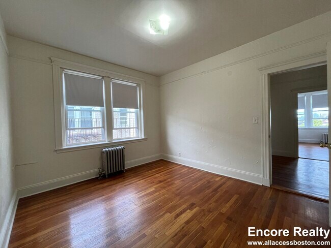 Building Photo - 1687 Commonwealth Ave