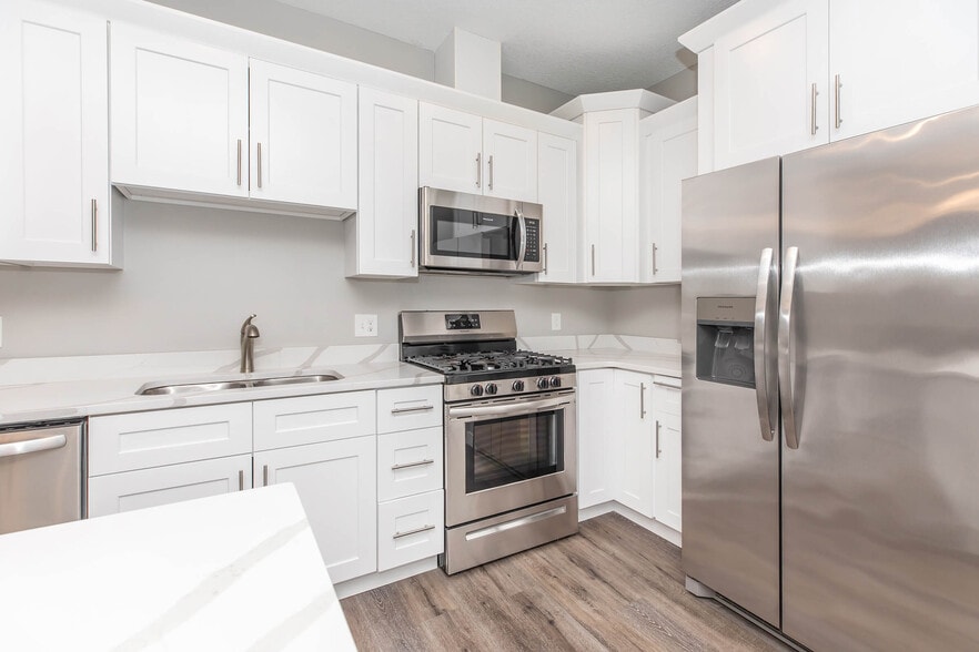 Building Photo - Stone Haven Townhomes