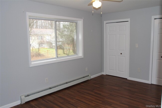 Building Photo - 11 John Taylor Dr