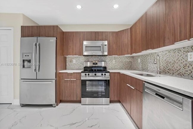 Building Photo - 11462 NW 48th Terrace