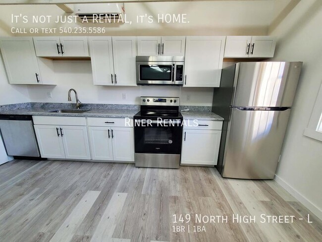 Primary Photo - 149 N High St