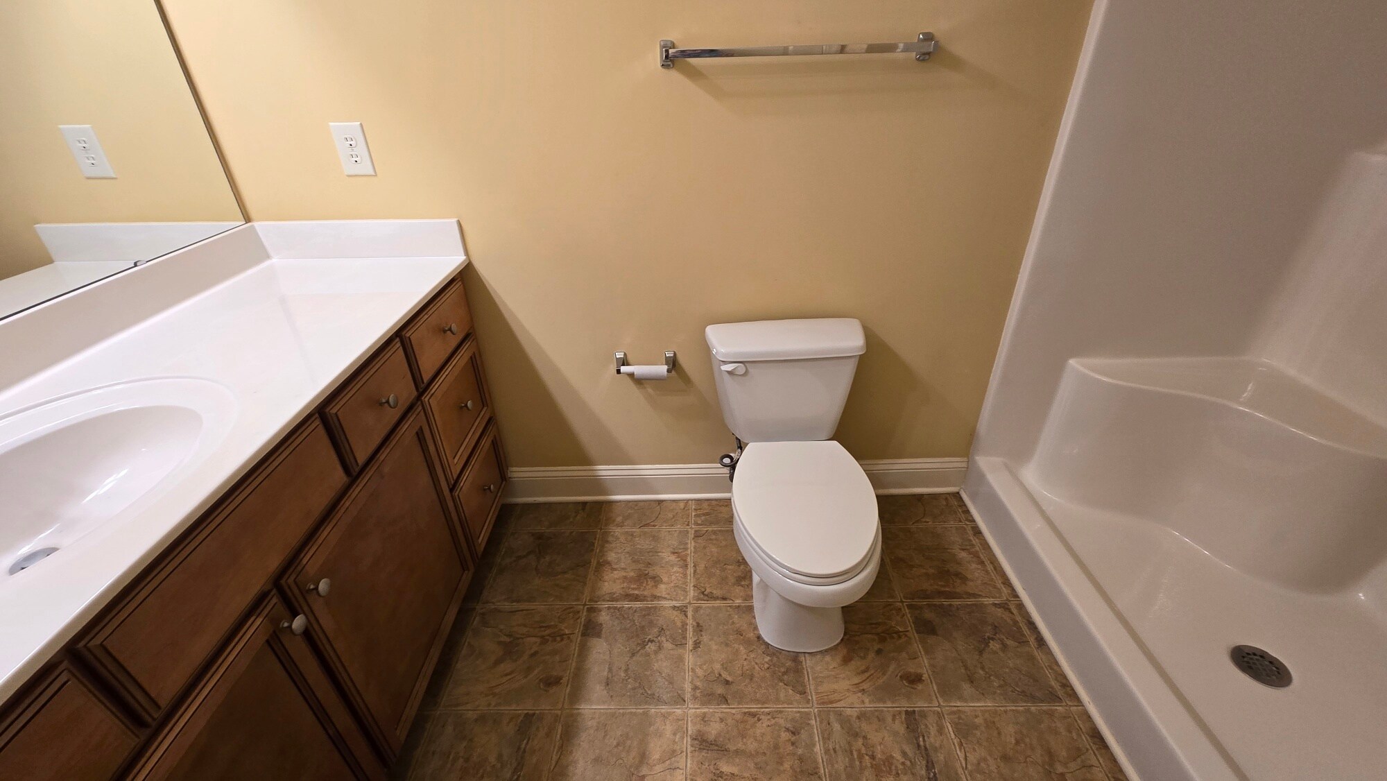 Master Bathroom - 117 Ella Kinley Cir