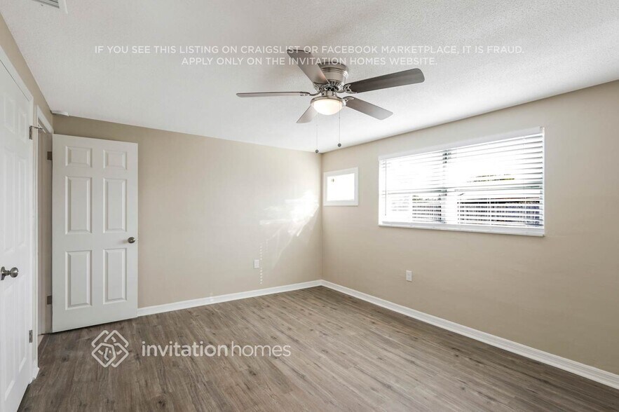 Building Photo - 1190 Chelsea Ln