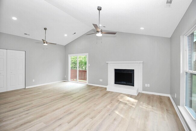 Building Photo - 5801 Woodrock Ct