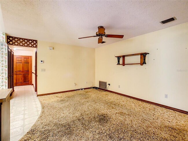 Building Photo - 5515 Albert Dr