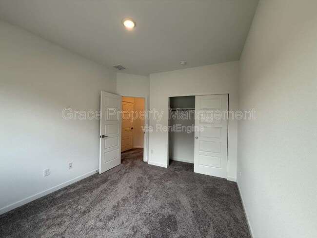 Building Photo - 6387 Moore Ct