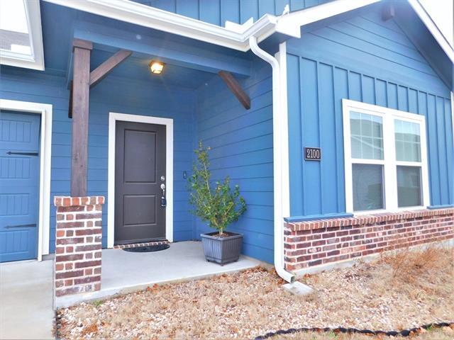 Building Photo - 2100 Paxton Way