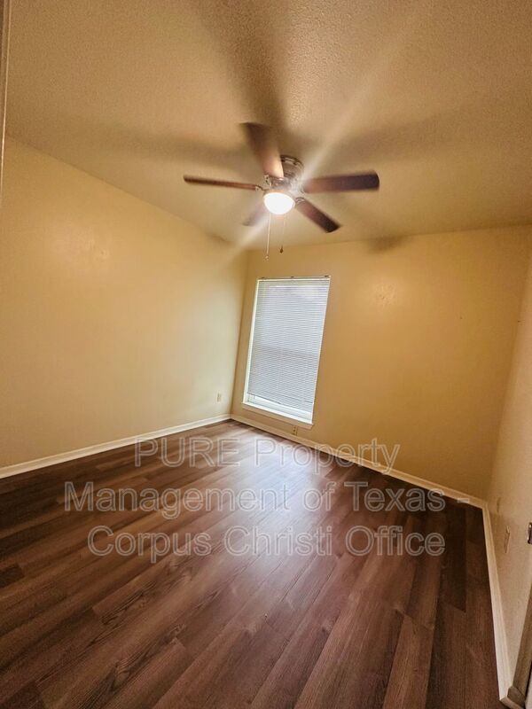 Building Photo - 7433 Spitfire Dr