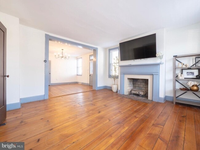 Building Photo - 703 S Loudoun St