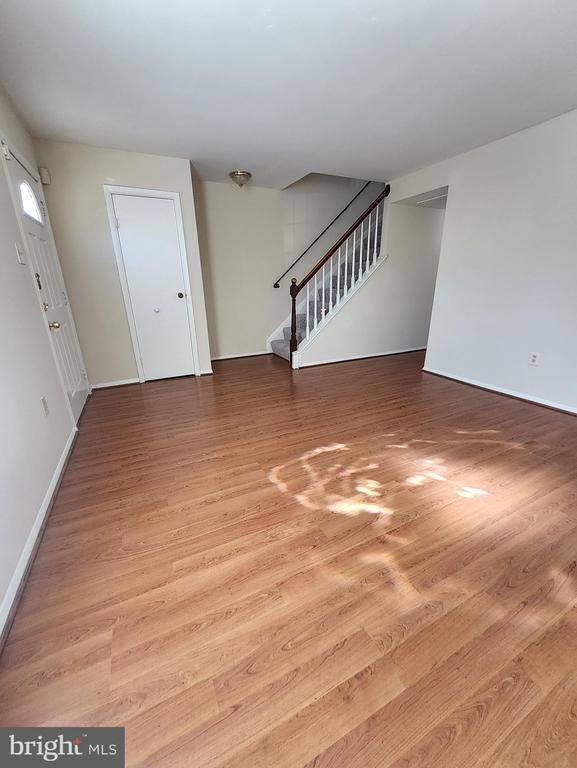 Building Photo - 16550 Sherwood Pl