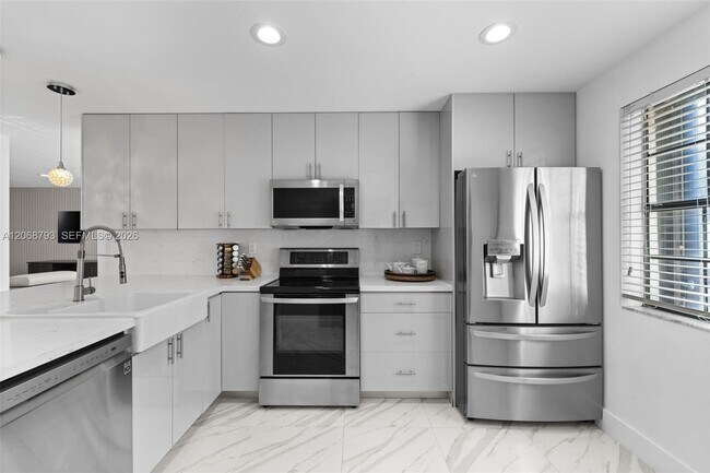 Building Photo - 3549 Magellan Cir