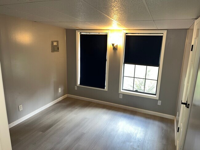 Building Photo - 9995 SE 170th Pl