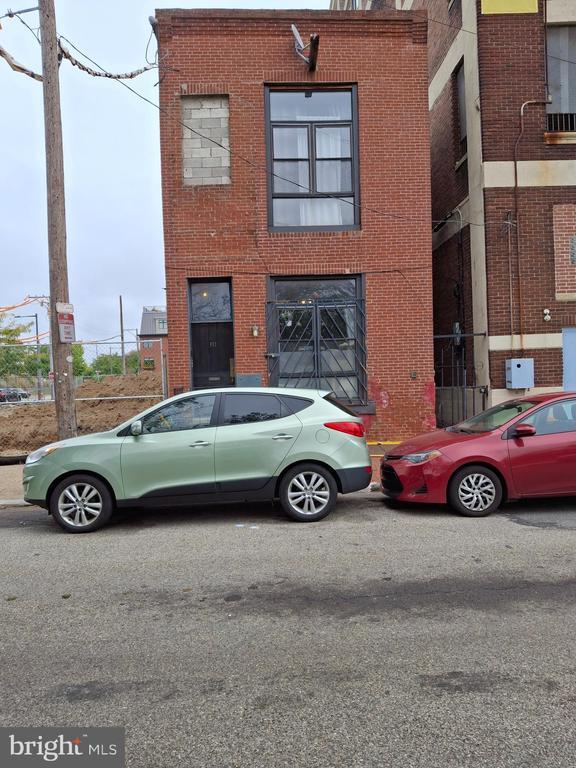 Building Photo - 311 N Randolph St