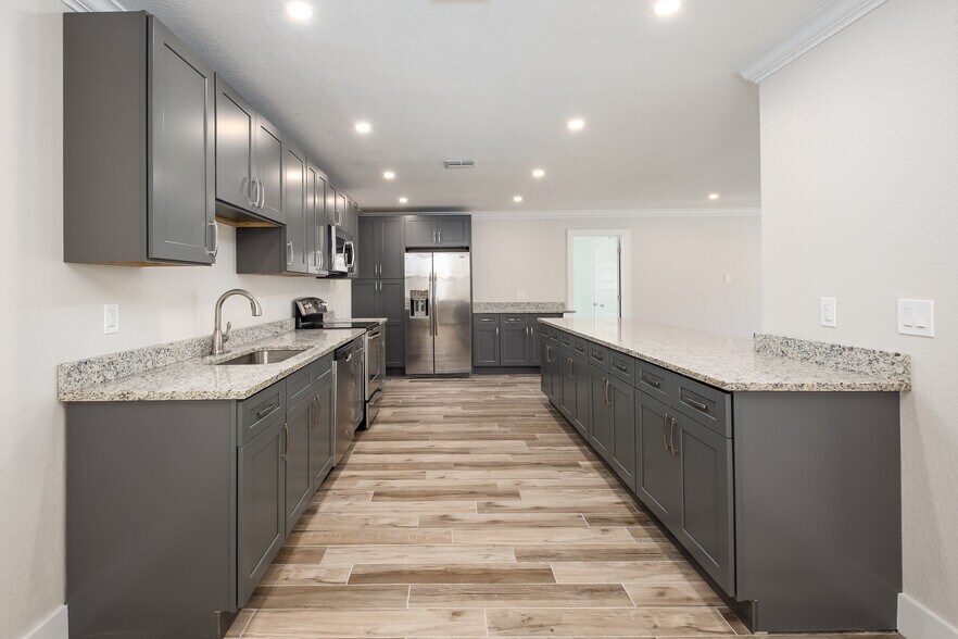 Kitchen - 22766 SW 56th Ave