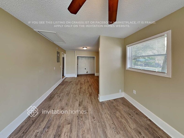Building Photo - 340 Micanopy Ct
