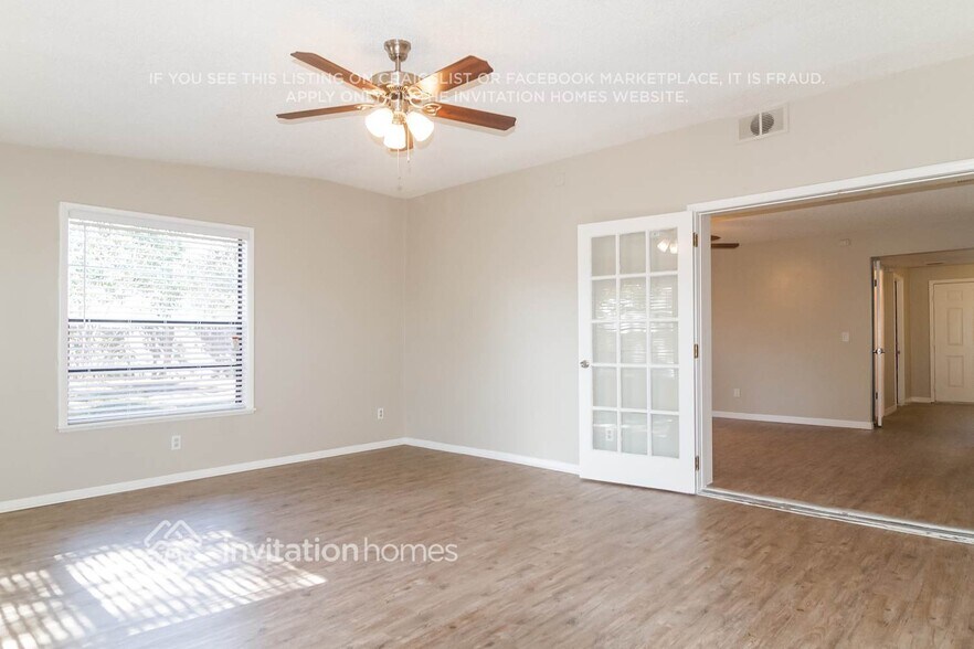 Building Photo - 10812 Scepter Dr