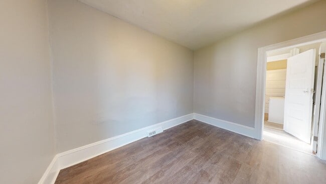Building Photo - 4217 Hyde Ave