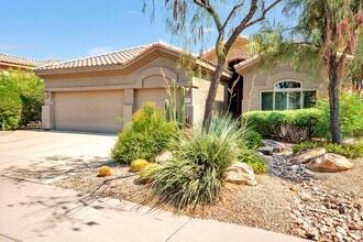 Building Photo - 7689 E Quill Ln