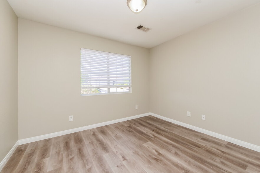 Building Photo - 3008 Silver Canyon Ln