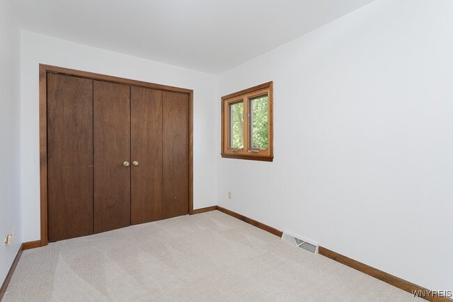 Building Photo - 265 Depew Ave