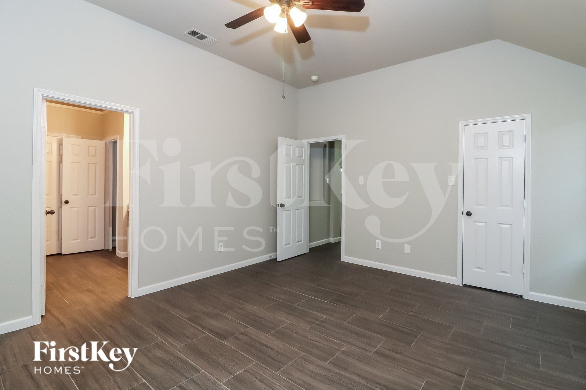 Building Photo - 10737 Emerald Park Ln