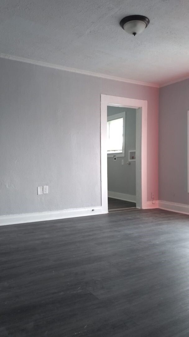 Building Photo - 2004 Gulfway Dr