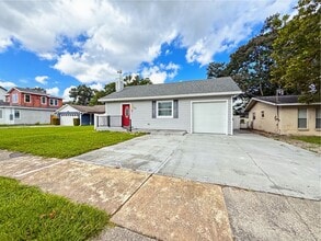 Building Photo - 731 Guernsey St