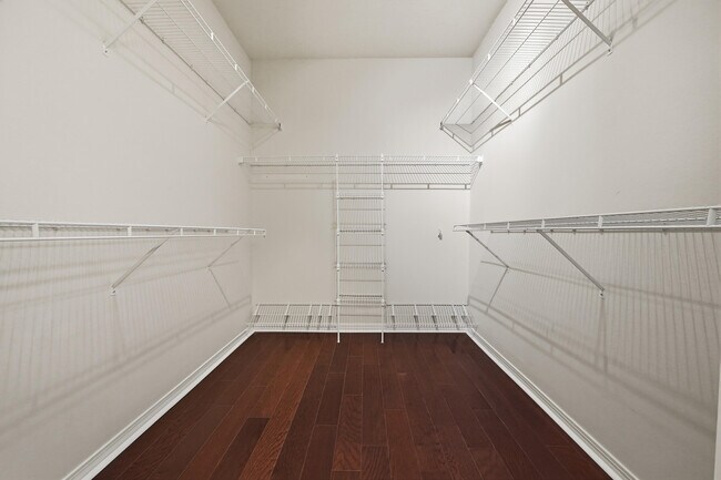 Building Photo - 116 Baywind Dr