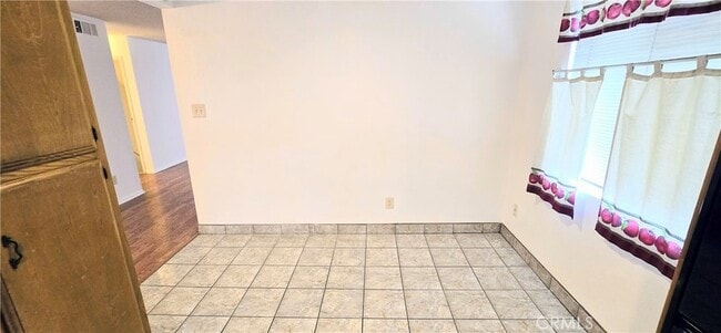 Building Photo - 10353 Downey Ave