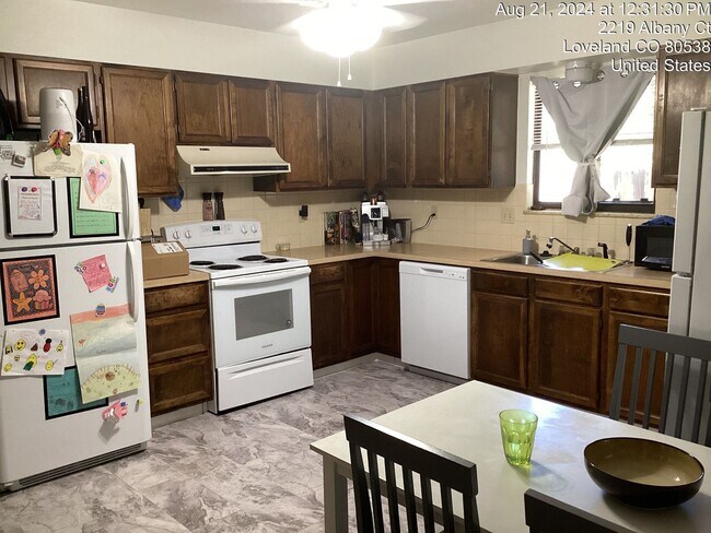 Building Photo - Great 2 Bed, 1 Bath Duplex with Attached Garage in Northern Loveland