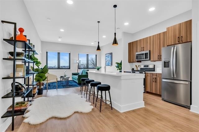 Building Photo - 345 AVENUE A Ave