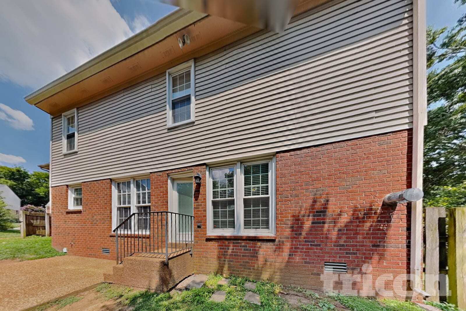 Building Photo - 1267 Buckingham Cir