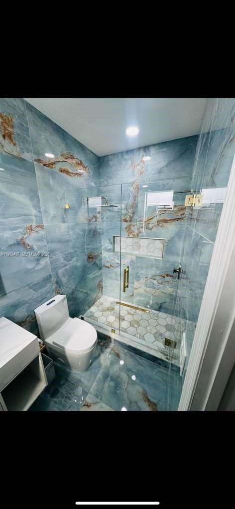 Building Photo - 10598 West 33rd Ct