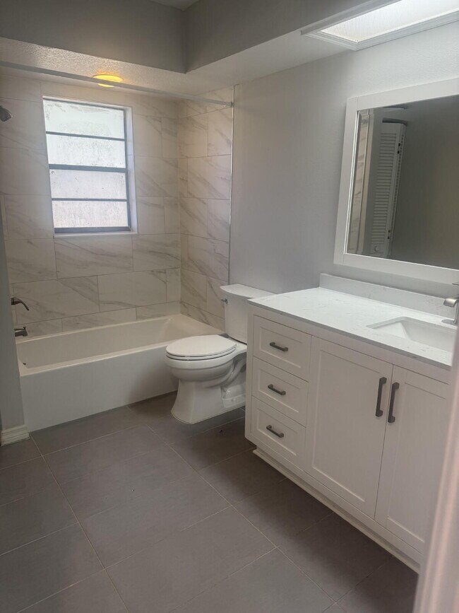 Building Photo - Beautiful Country Home on 1.76 Acres — No HOA, No Deed Restrictions!