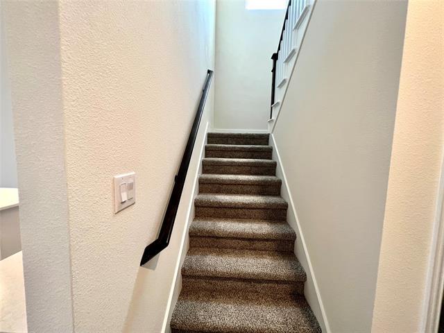 Building Photo - 4728 Corriente Vista Ln