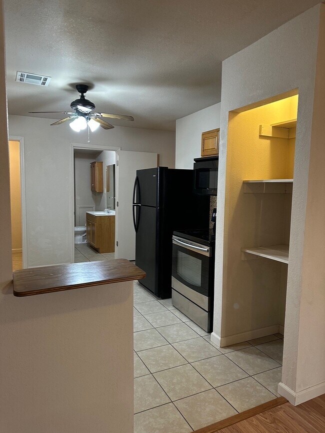 Building Photo - 1517 N Jackson St