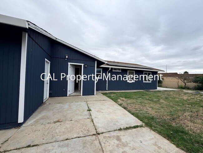 Building Photo - Spacious 4-Bedroom Home with 2-Car Garage & Backyard Oasis