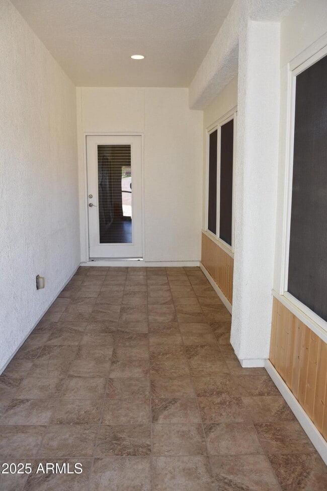 Building Photo - 4520 Leisure Ln