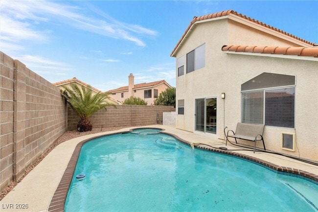 Building Photo - 7600 Beverly Hills Dr