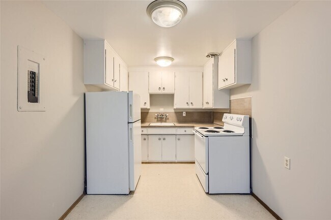 Building Photo - Charming 1bed/1bath Apartment Near Green Lake!