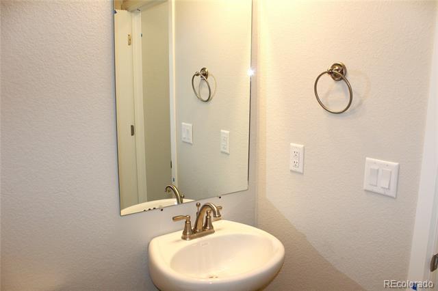 Building Photo - 5231 Mountain Vista Hts