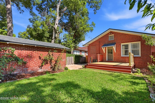 Building Photo - 2614 Dellwood Ave