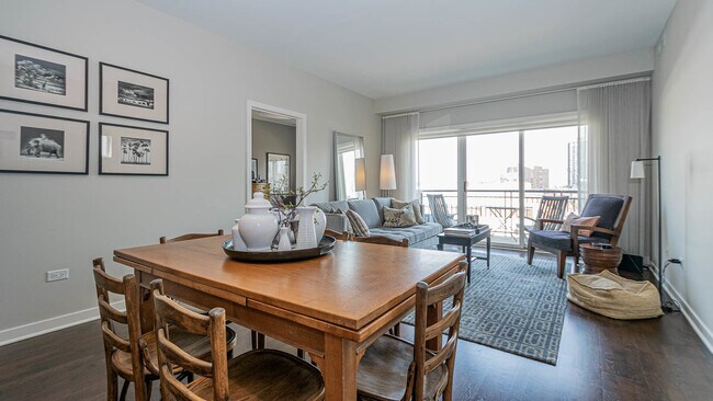 Building Photo - 5858 N Broadway