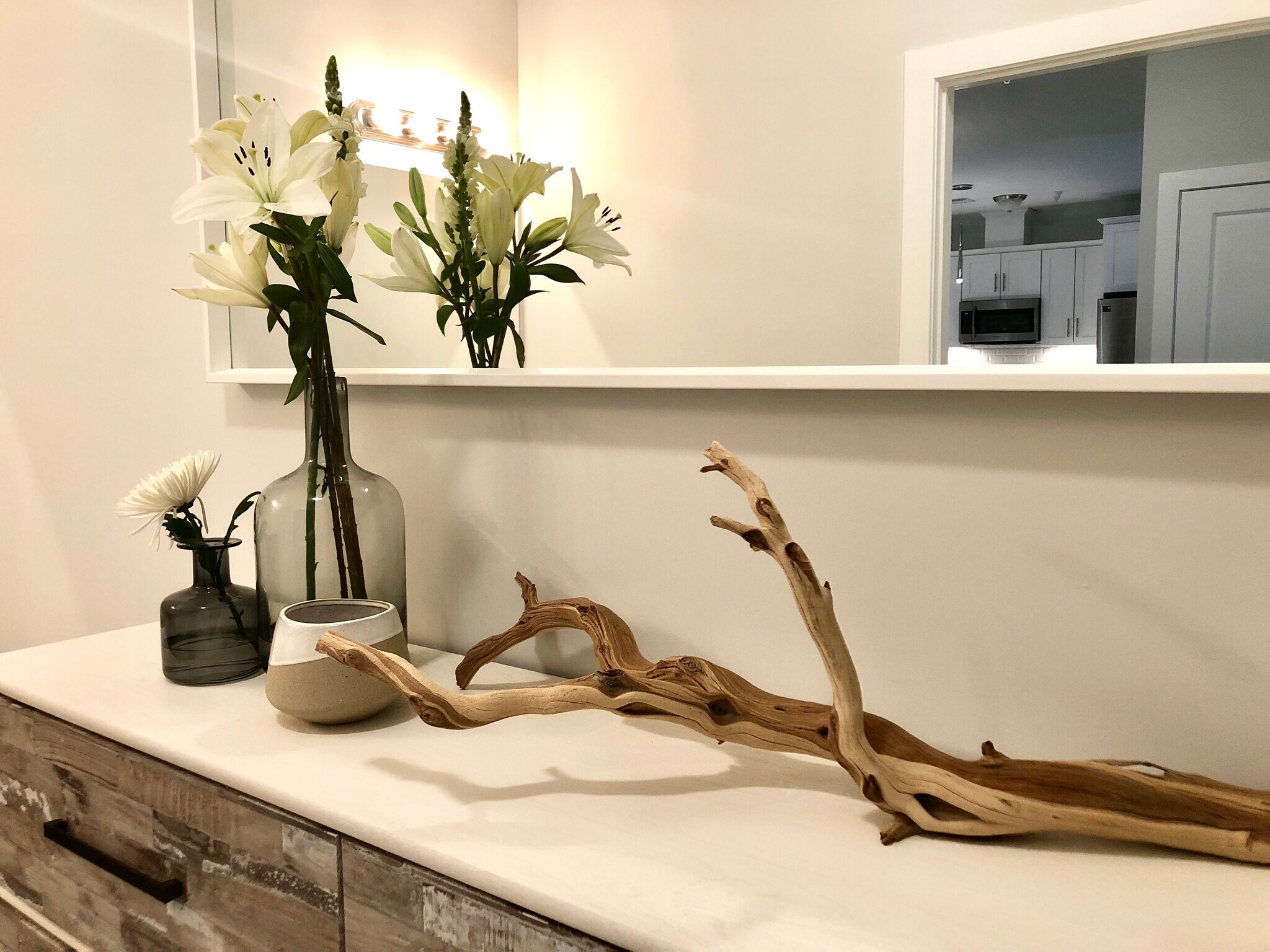 Building Photo - 1901 Summit Ave