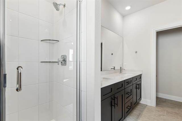 Building Photo - 1508 Lake District Dr