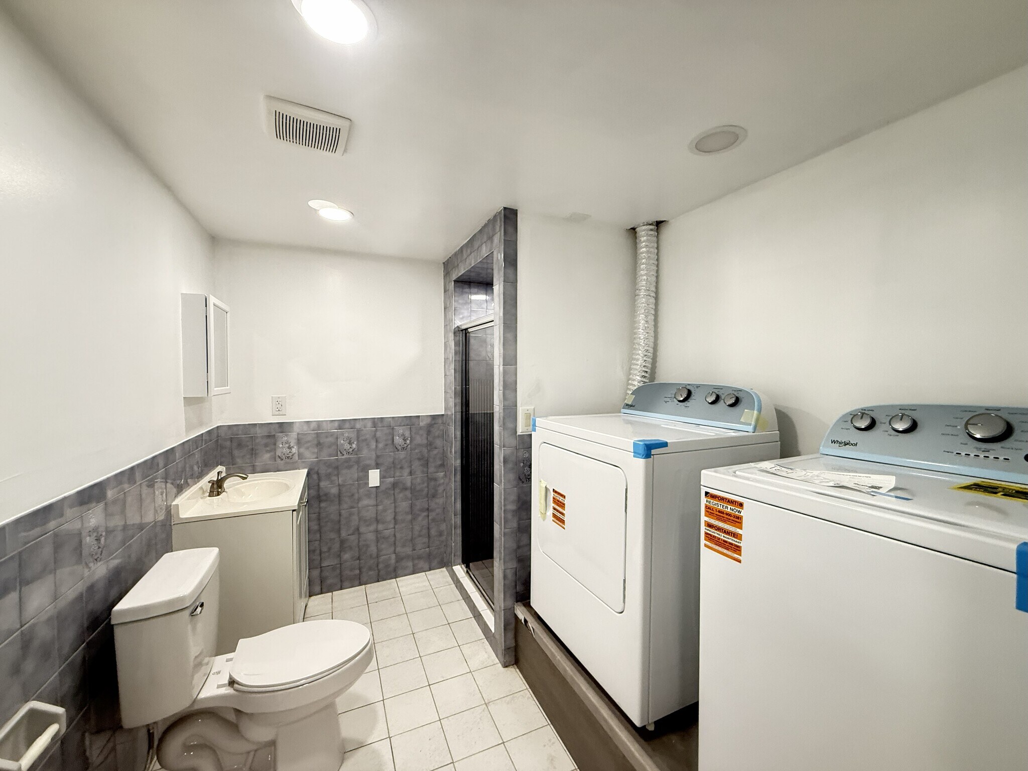 Building Photo - 8066 Red Squirrel Dr