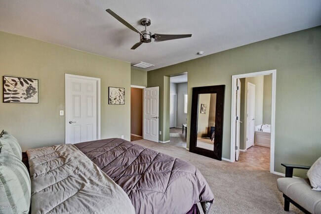 Building Photo - Gorgeous 4 Bed single level home at  Fireside - Norterra