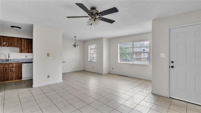 Building Photo - 2121 S San Gully Rd