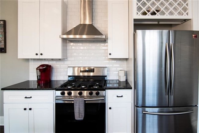 Building Photo - 680 McDonough Blvd SE